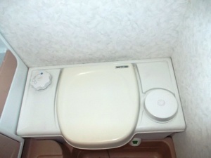 main_kazetova-toaleta-v-koupelne-13165.jpg