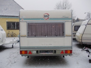 main_karavan-ze-zadni-casti-6545.jpg